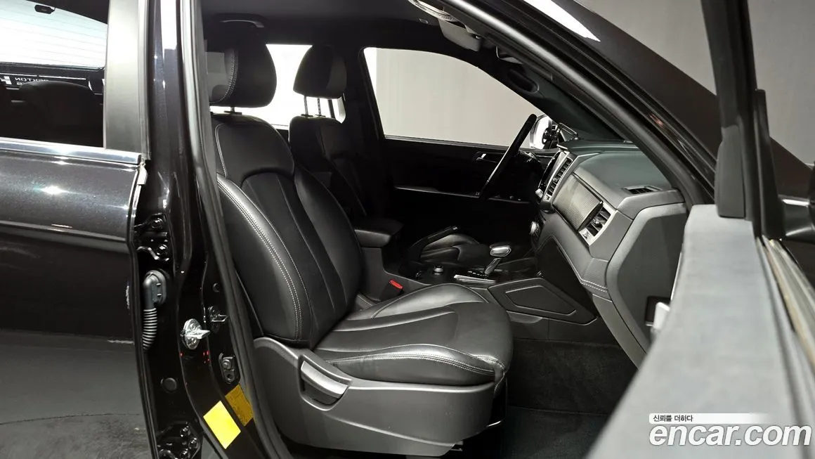 KG Mobility (Ssangyong) Rexton — фото 4