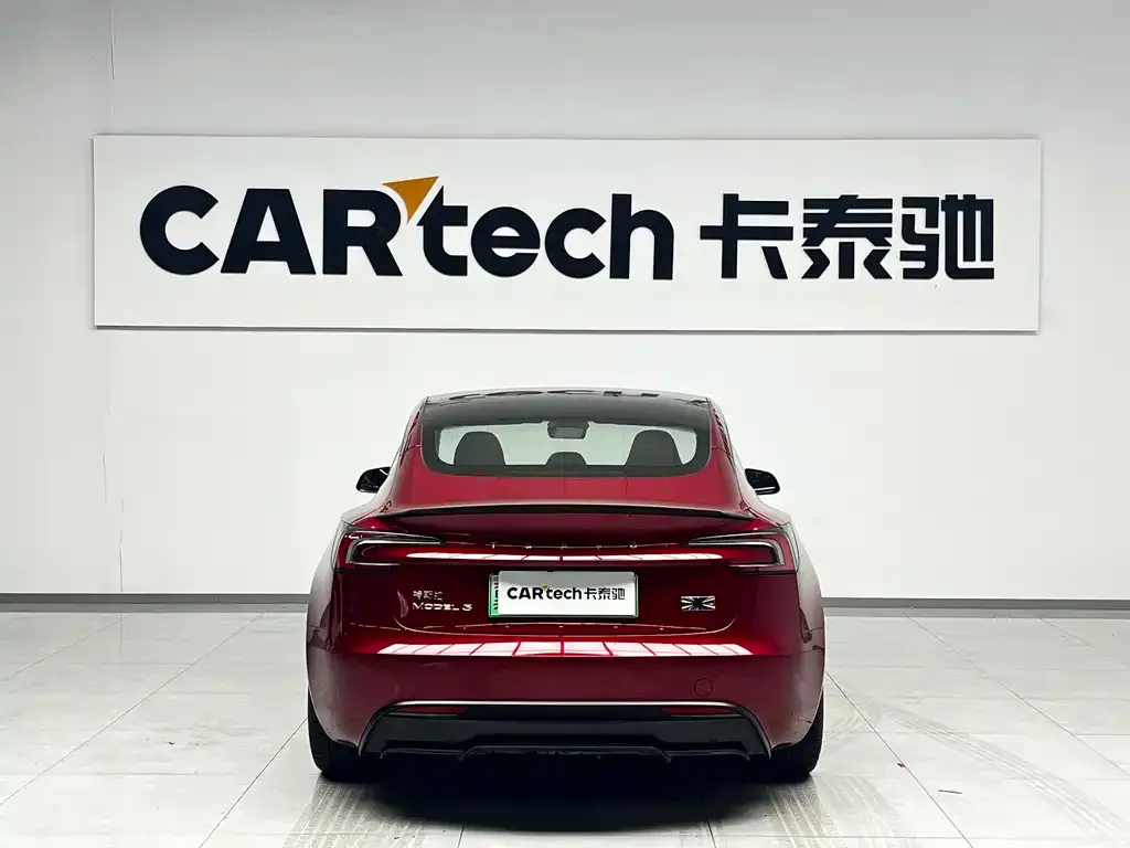 Tesla Model 3 2024 из CN, фото 2