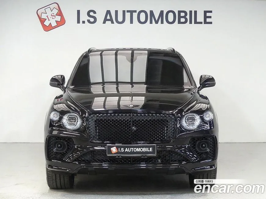 Bentley Bentayga 2021 из KR, фото 2
