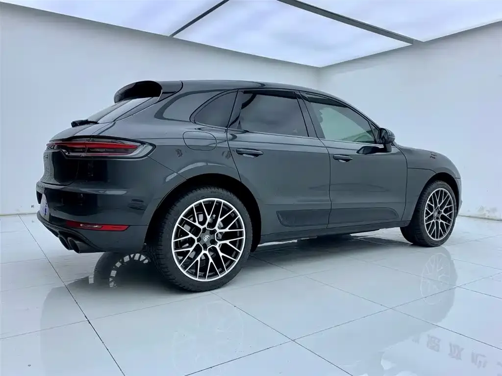 Porsche Macan — фото 10