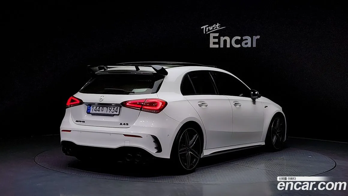 Mercedes-Benz A-Class — фото 4