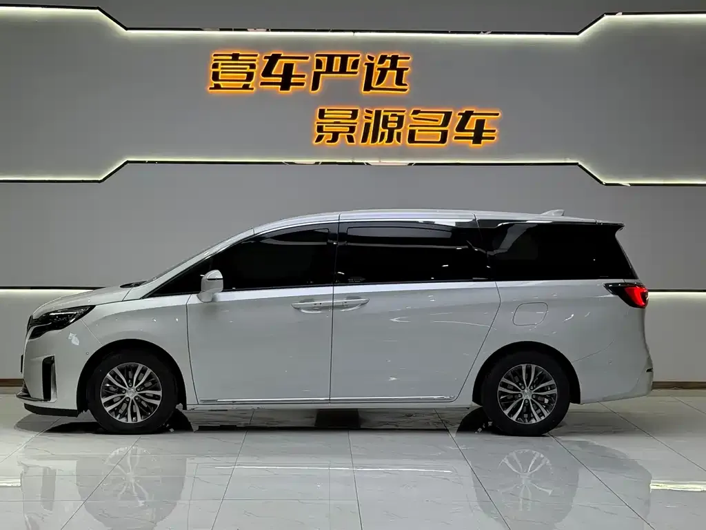 Buick GL8 2023 из CN, фото 7
