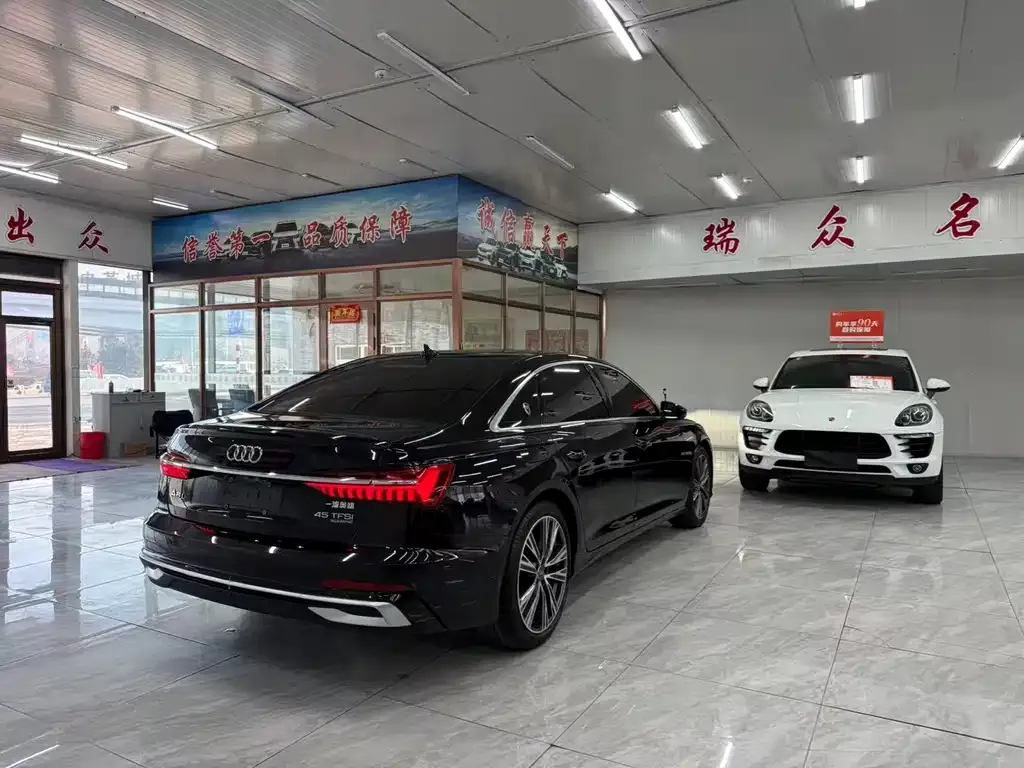 Audi A6L 2023 из CN, фото 4