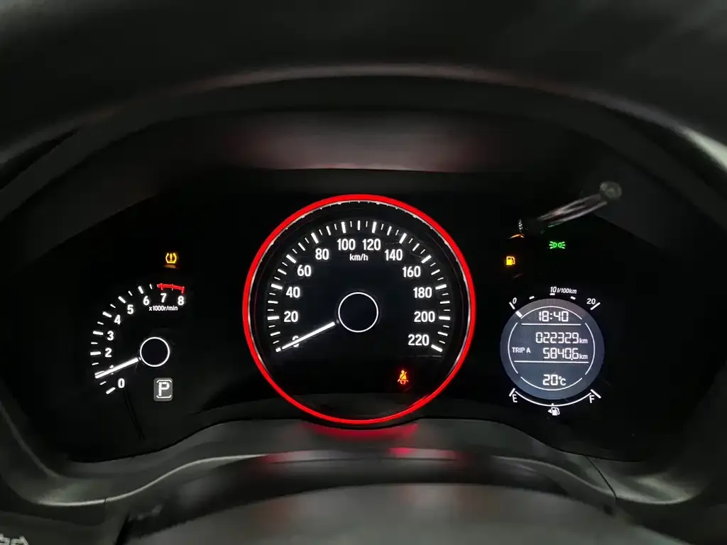 Honda Vezel 2022 из CN, фото 2