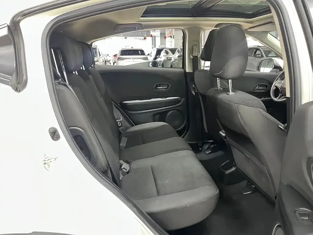 Honda Vezel 2022 из CN, фото 7
