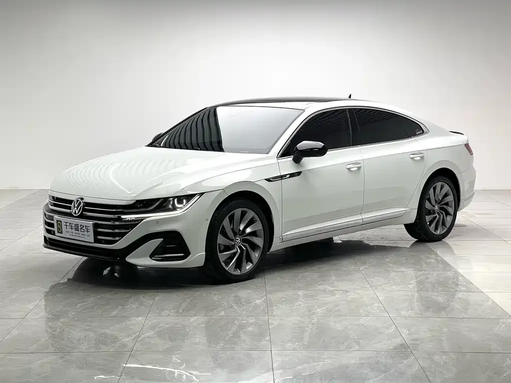 Volkswagen CC 2022 из CN, фото 1