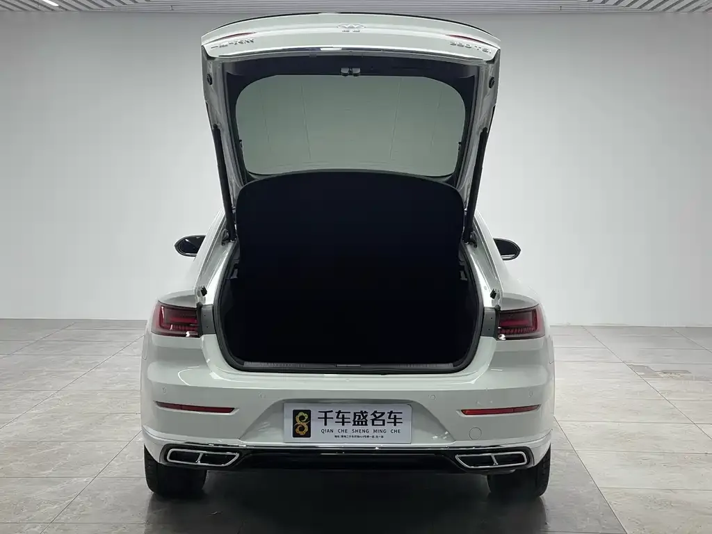 Volkswagen CC 2022 из CN, фото 4