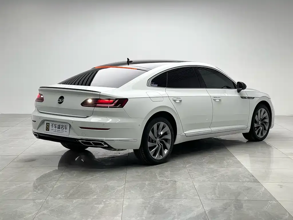 Volkswagen CC 2022 из CN, фото 5