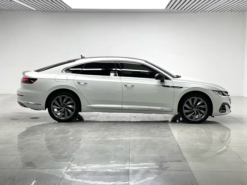 Volkswagen CC 2022 из CN, фото 6