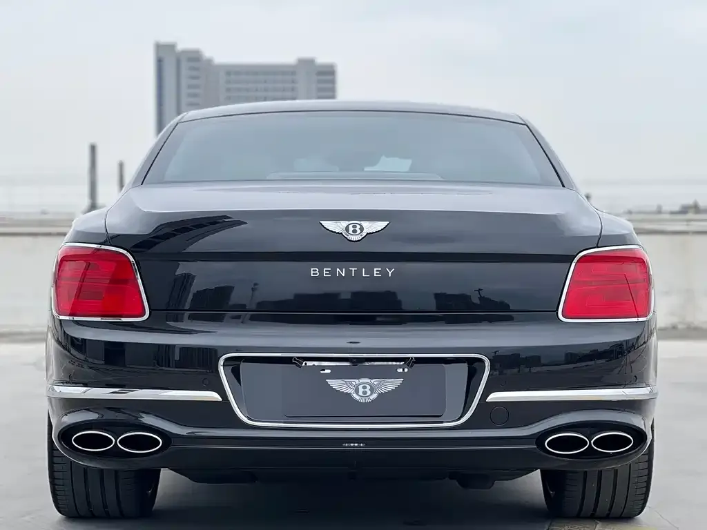 Bentley Flying Spur 2024 из CN, фото 3