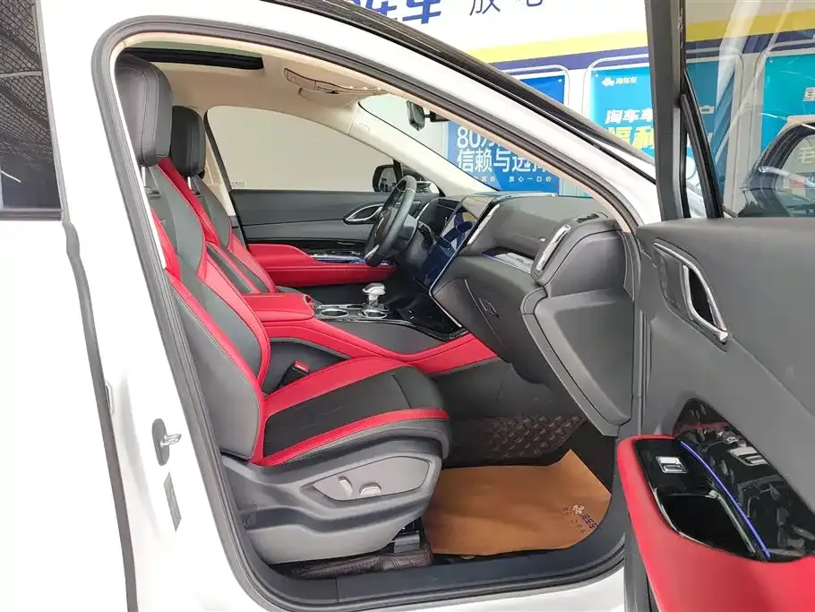 Hongqi HS3 2023 из CN, фото 5