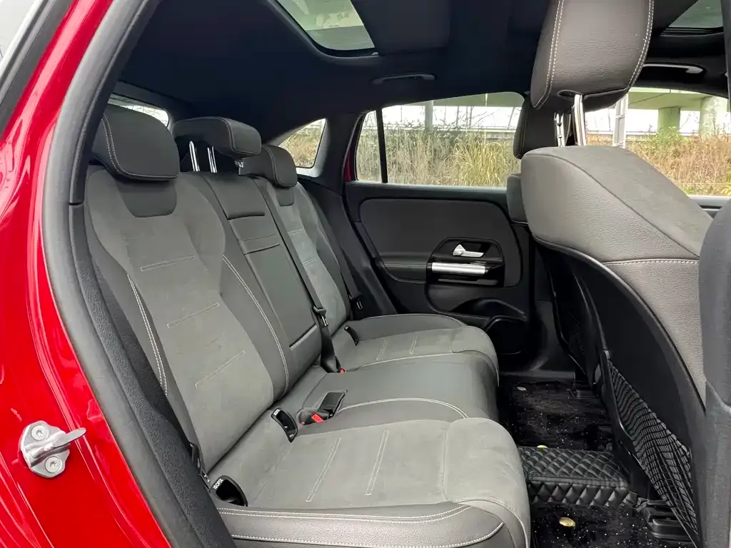 Mercedes-Benz EQA 2022 из CN, фото 5
