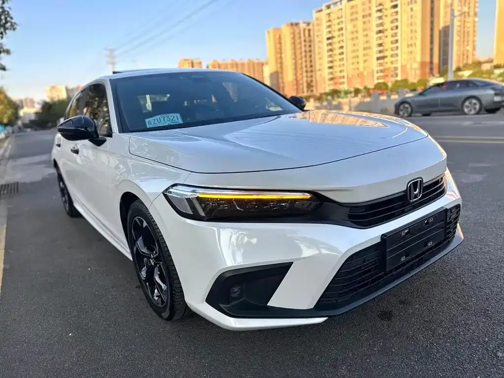 Honda Civic — фото 7