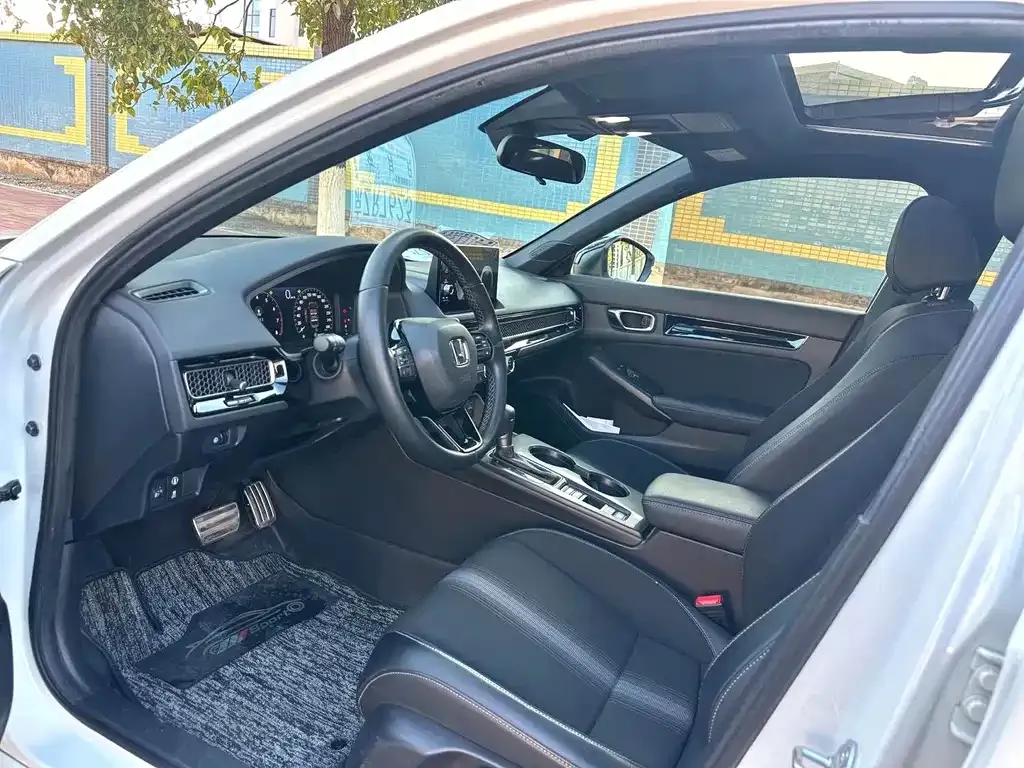 Honda Civic — фото 8