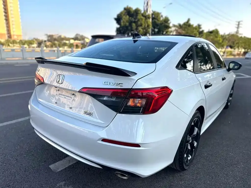 Honda Civic — фото 6