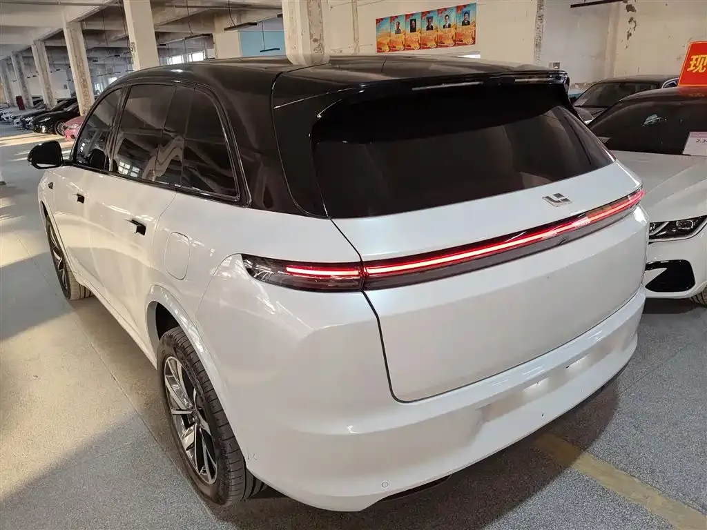 Li Auto L7 — фото 7