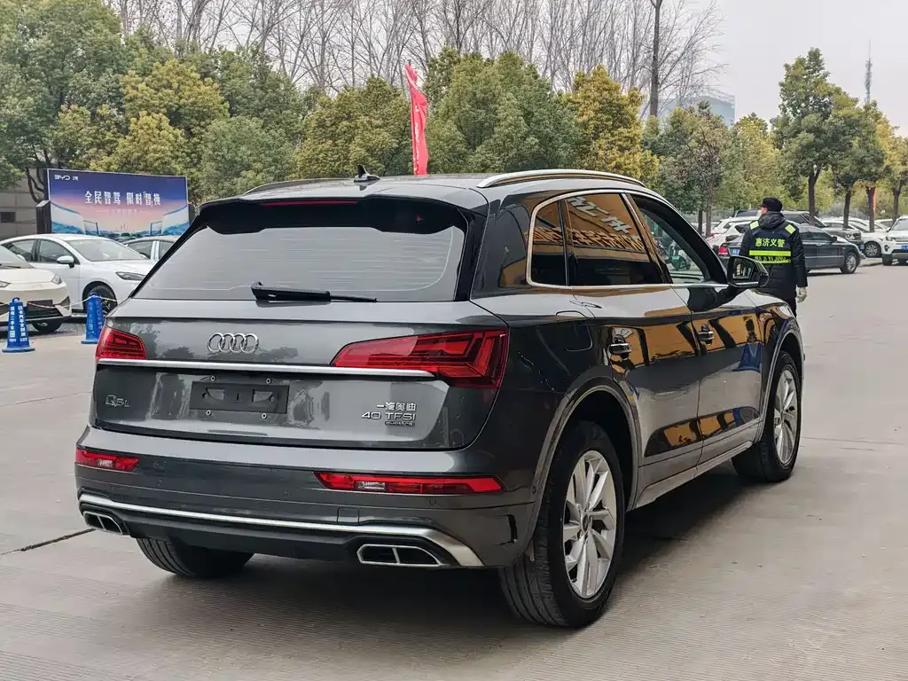 Audi Q5L 2022 из CN, фото 6