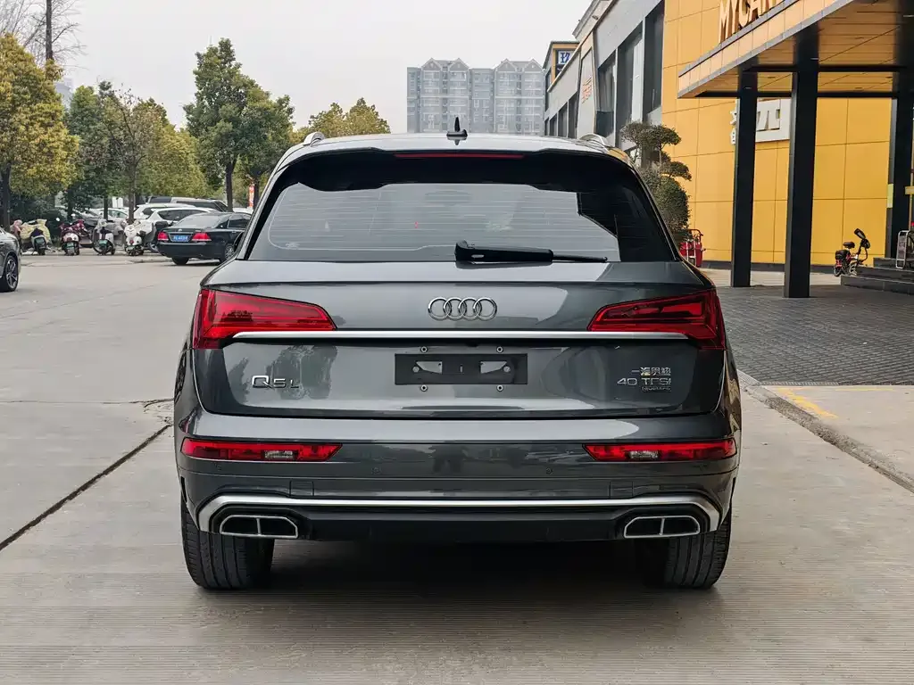 Audi Q5L 2022 из CN, фото 9