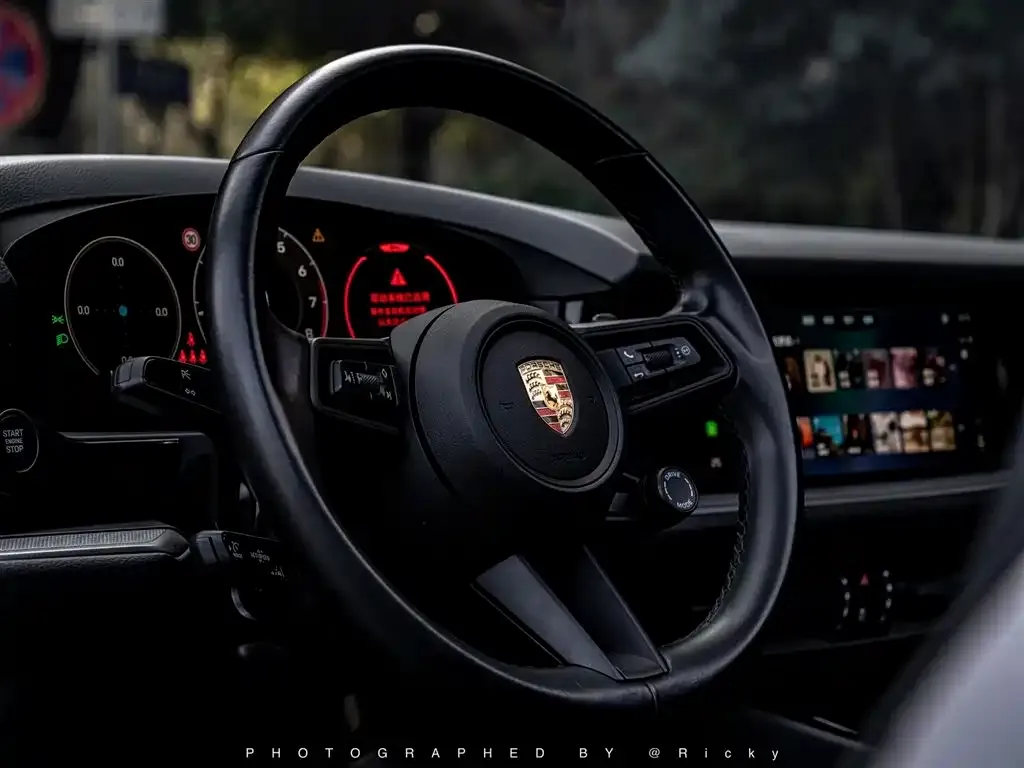 Porsche Cayenne 2024 из CN, фото 2