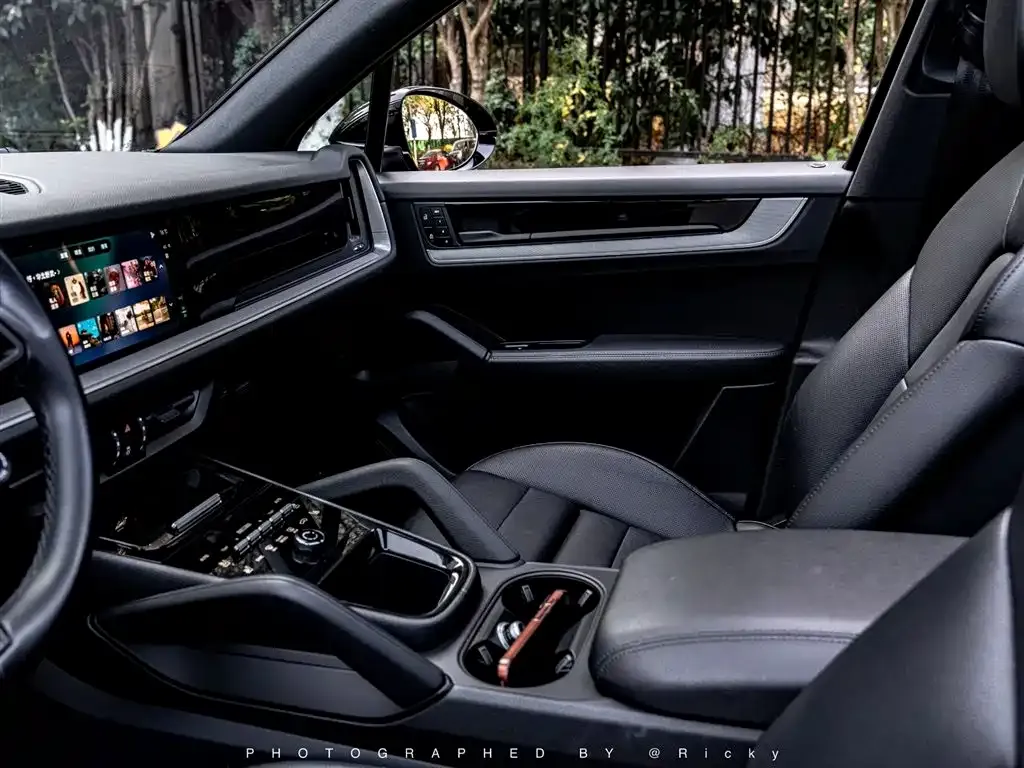 Porsche Cayenne 2024 из CN, фото 9