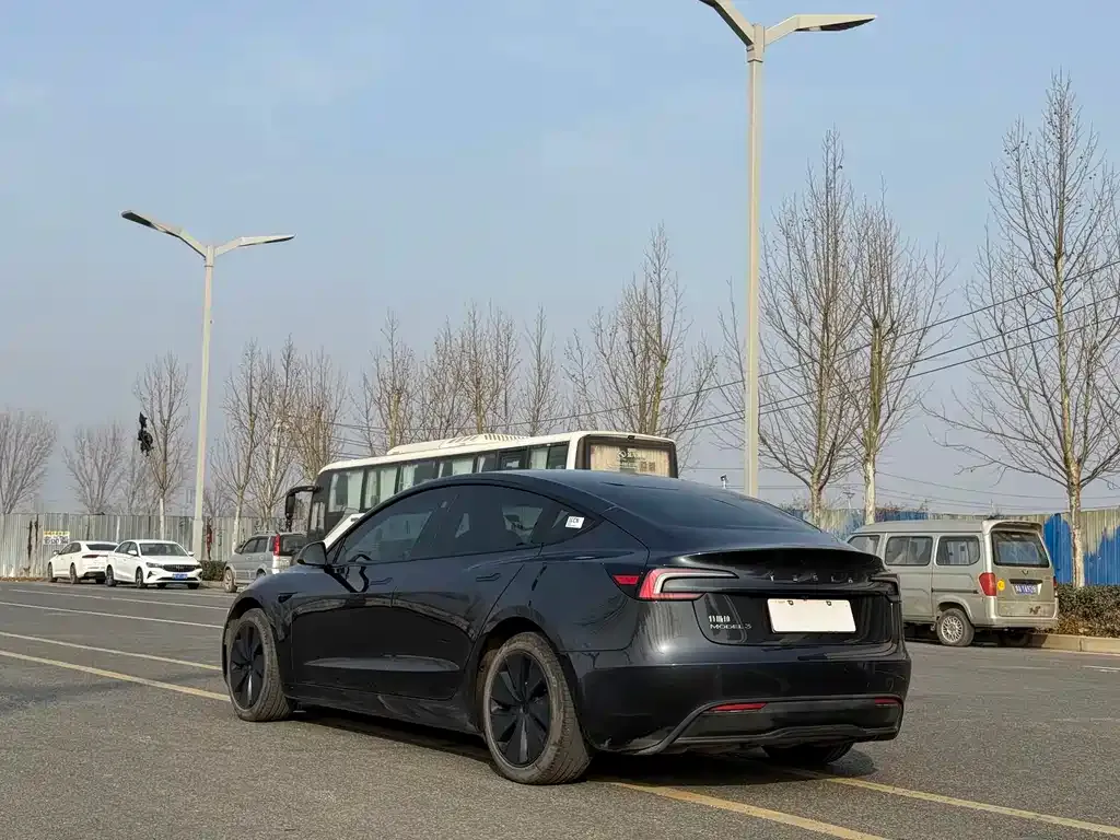 Tesla Model 3 2024 из CN, фото 5