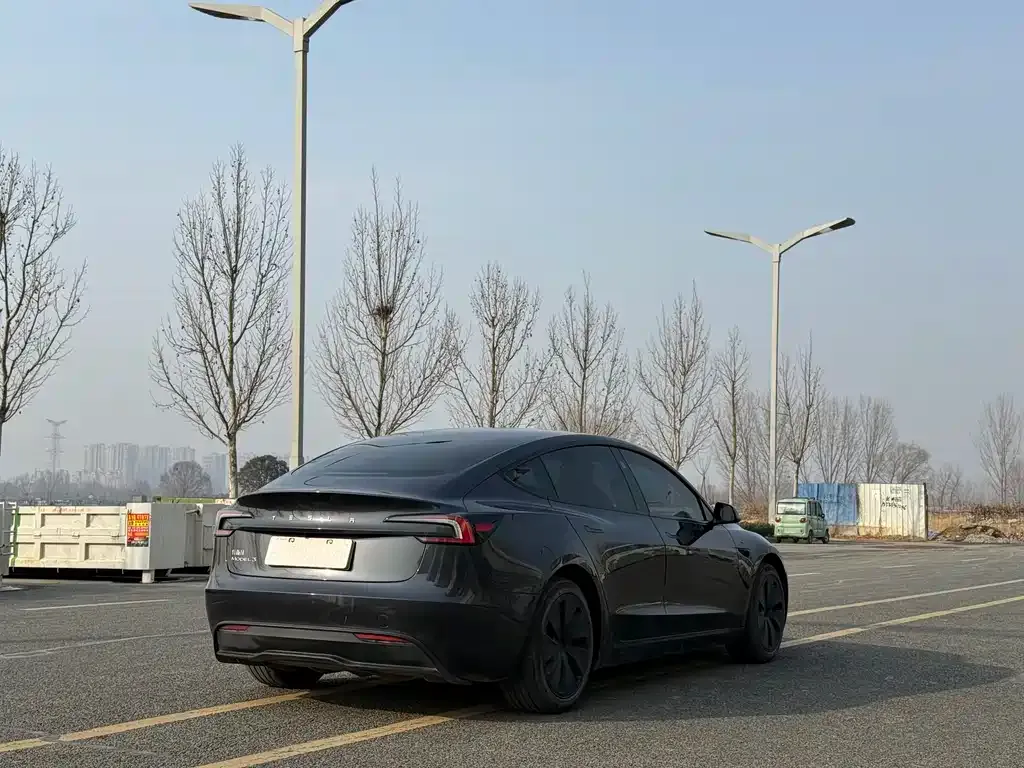 Tesla Model 3 2024 из CN, фото 7