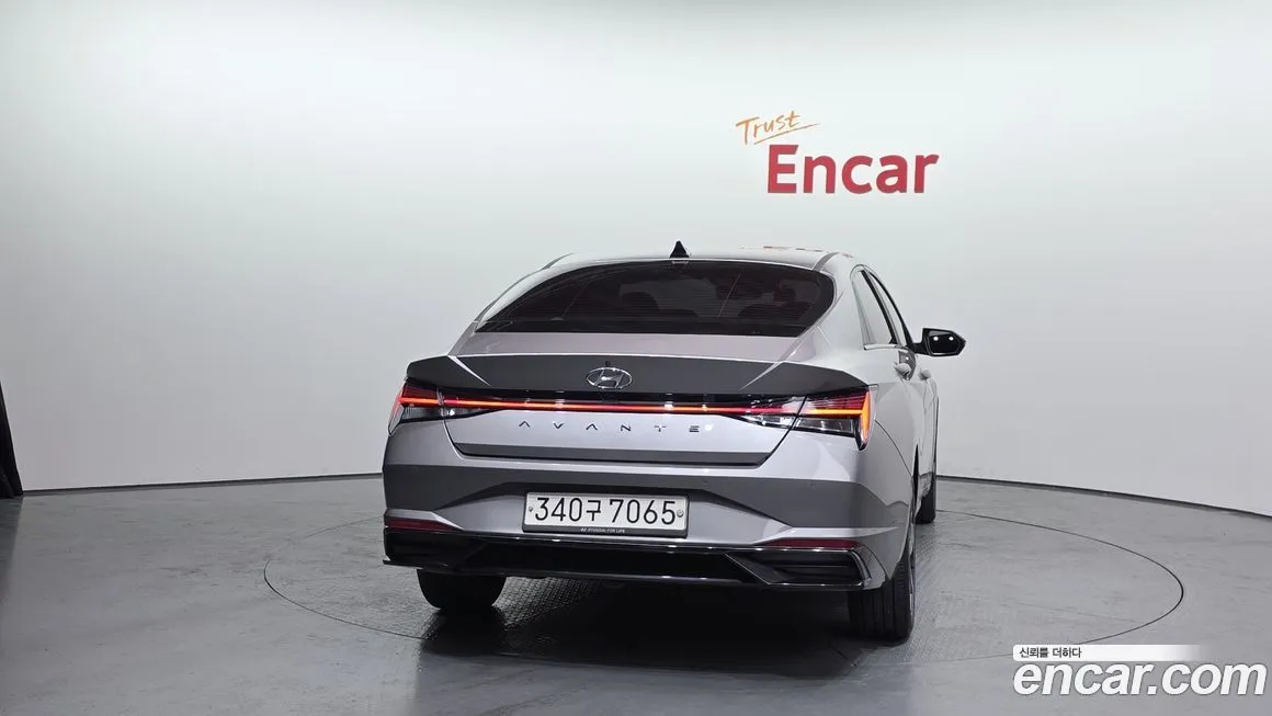 Hyundai AVANTE 2021 из KR, фото 3