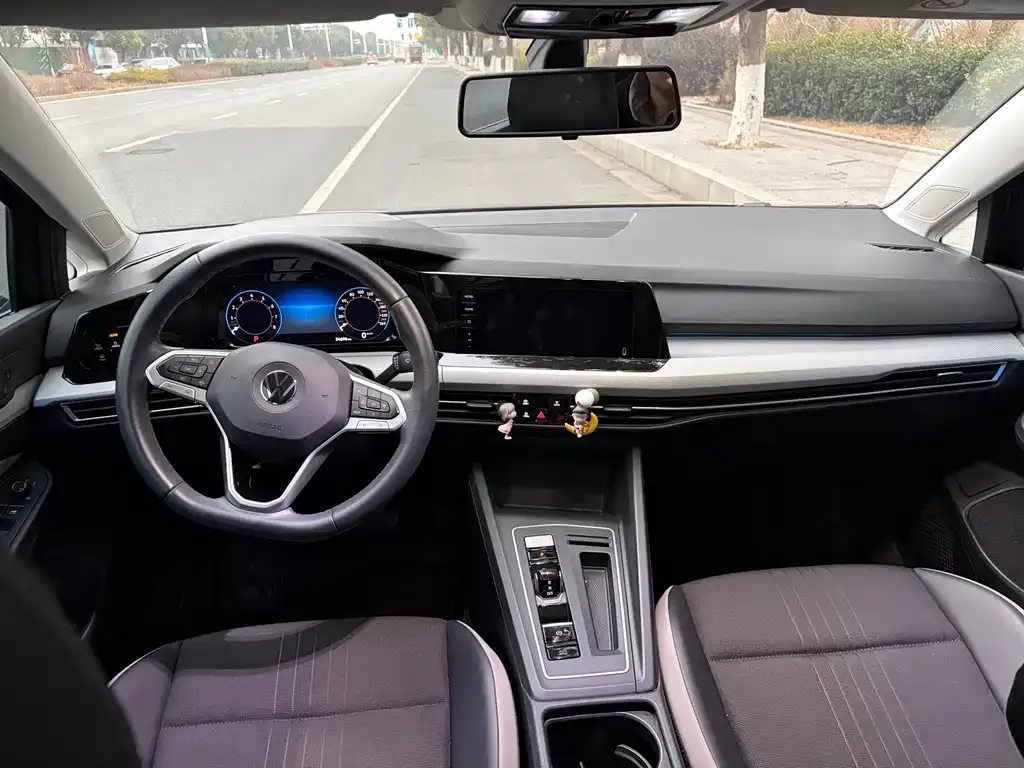 Volkswagen Golf 2023 из CN, фото 4