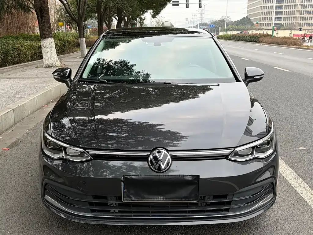 Volkswagen Golf 2023 из CN, фото 6