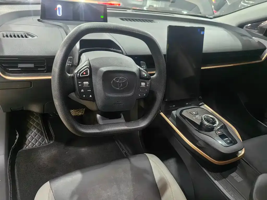 Toyota bZ3 2023 из CN, фото 7