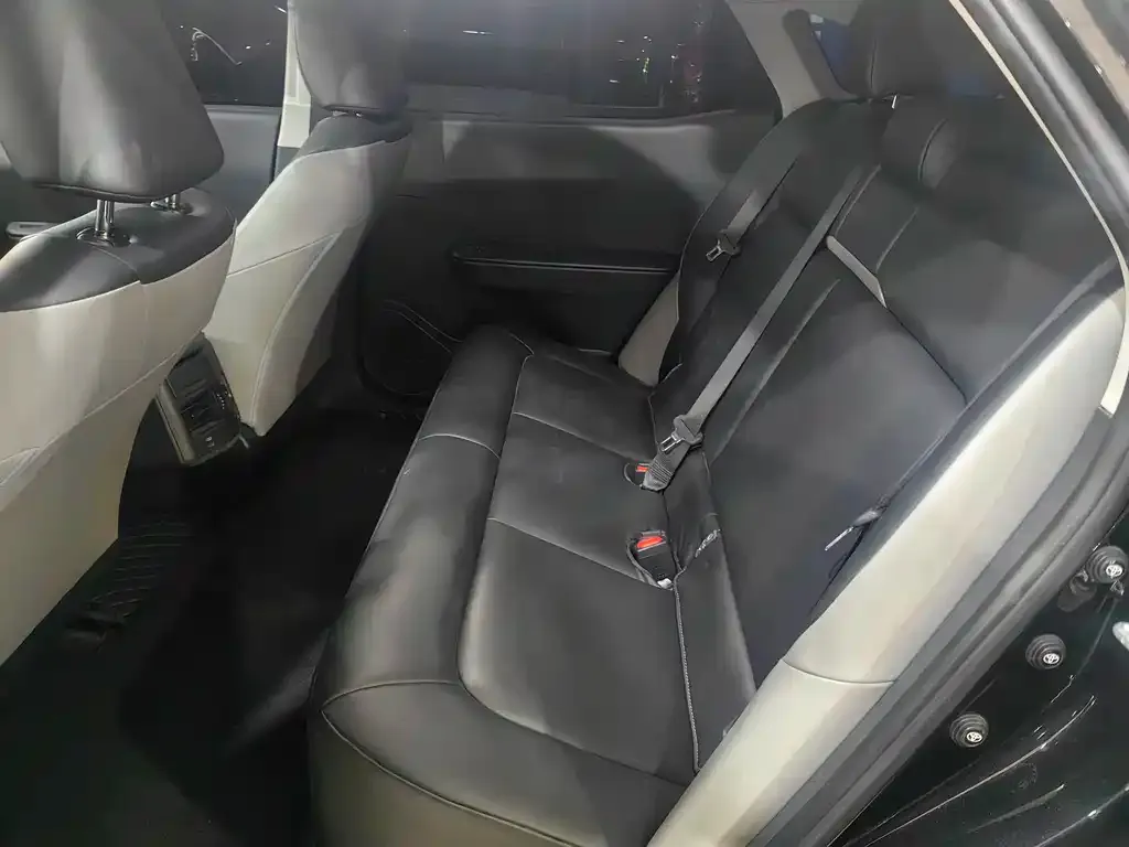 Toyota bZ3 2023 из CN, фото 2