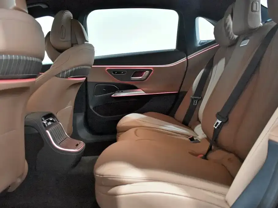 Mercedes-Benz E-Class New Energy — фото 4