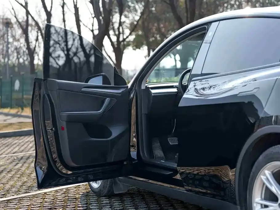 Tesla Model Y 2022 из CN, фото 5