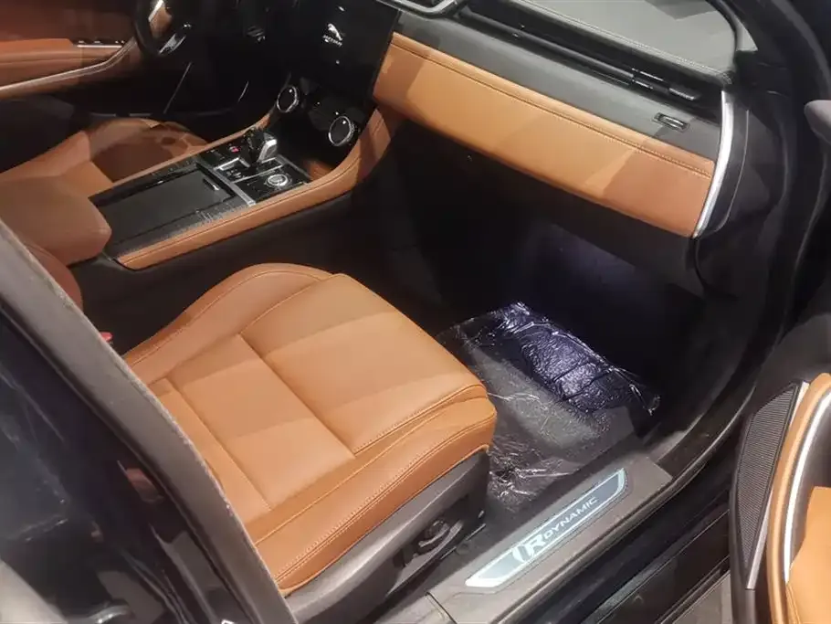 Jaguar XFL 2022 из CN, фото 7