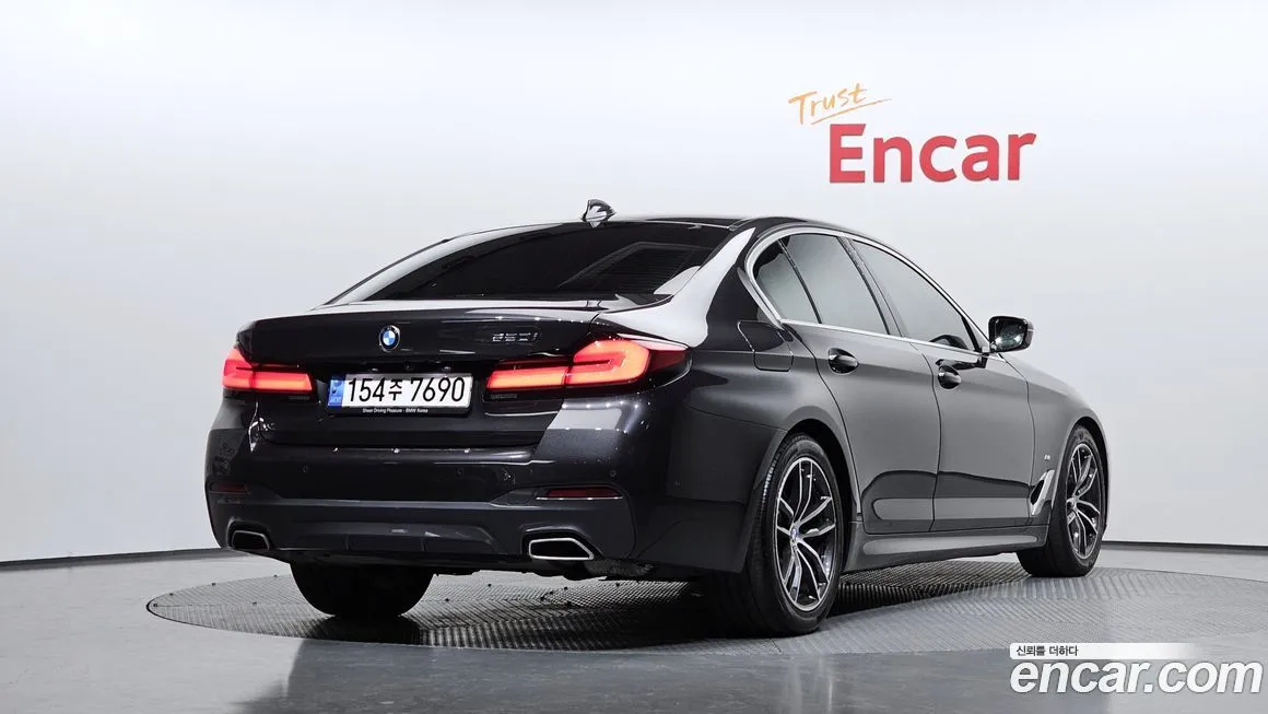 BMW 5-Series 2023 из KR, фото 7