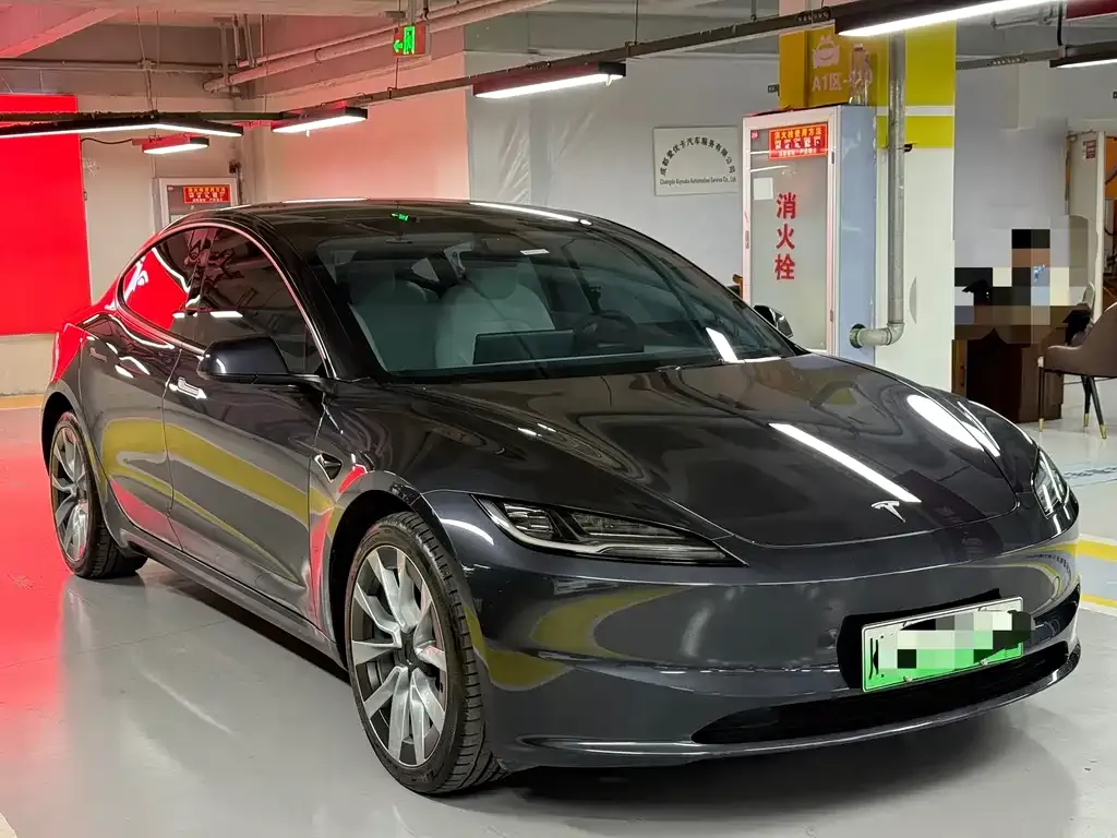 Tesla Model 3 2025 из CN, фото 9