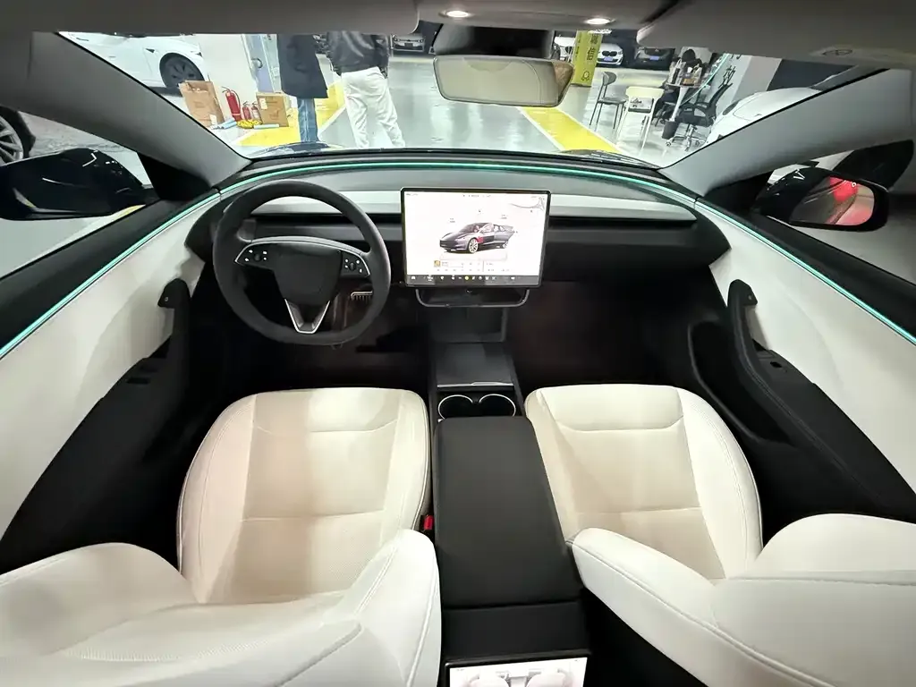 Tesla Model 3 2025 из CN, фото 7