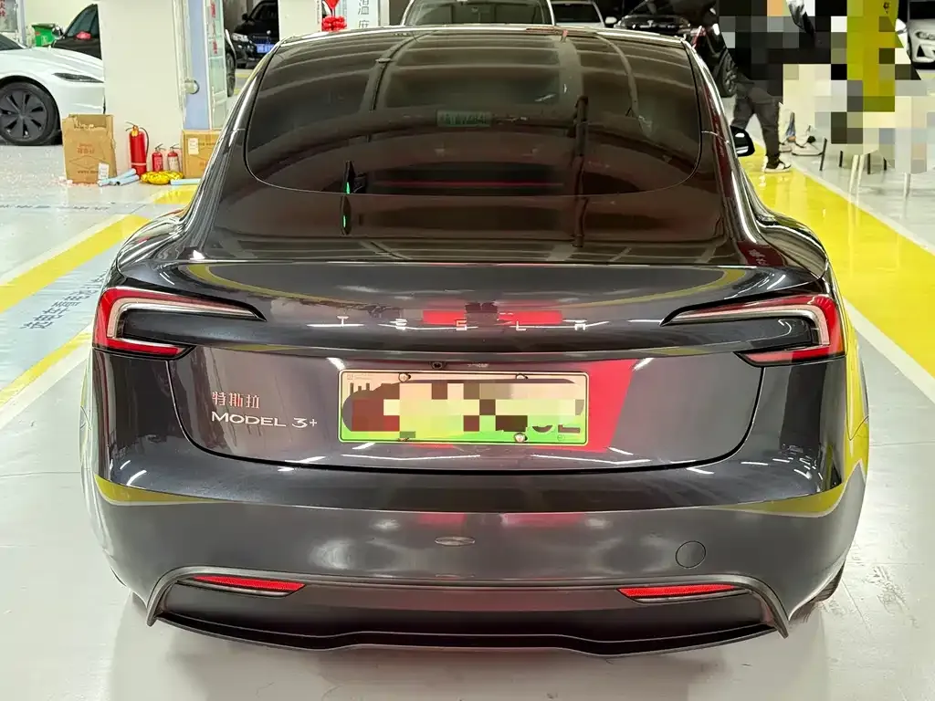 Tesla Model 3 2025 из CN, фото 6