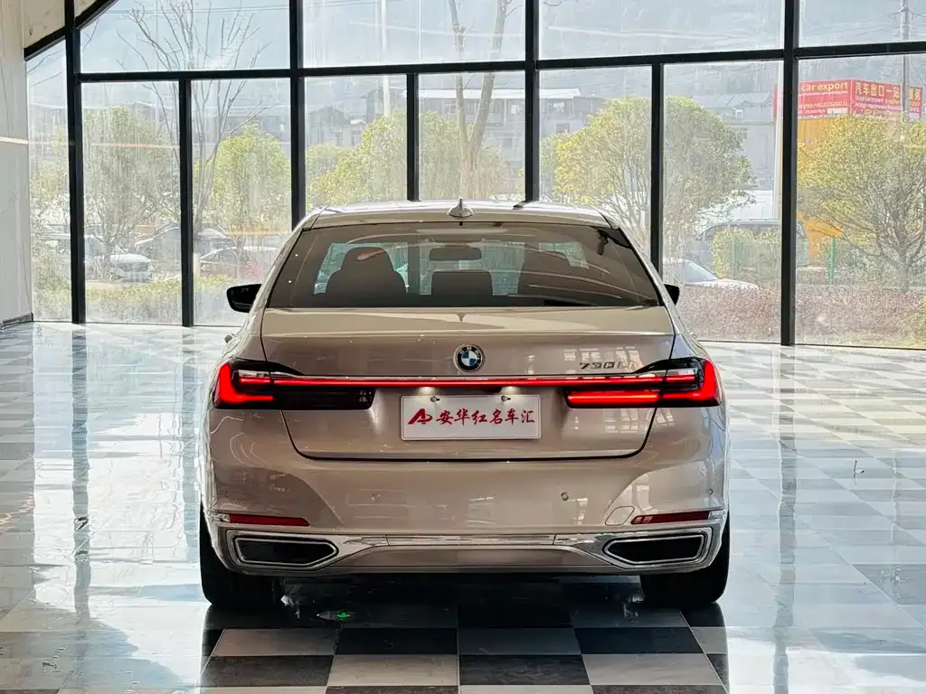 BMW 7 Series 2021 из CN, фото 10
