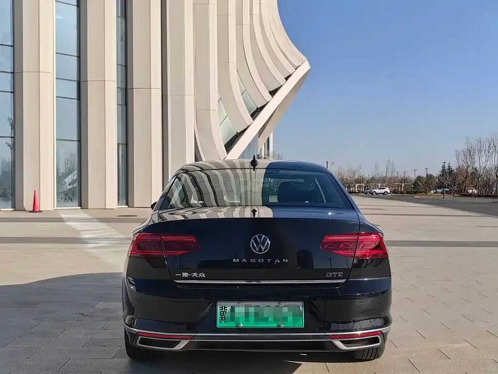 Volkswagen Magotan GTE PHEV 2023 из CN, фото 3