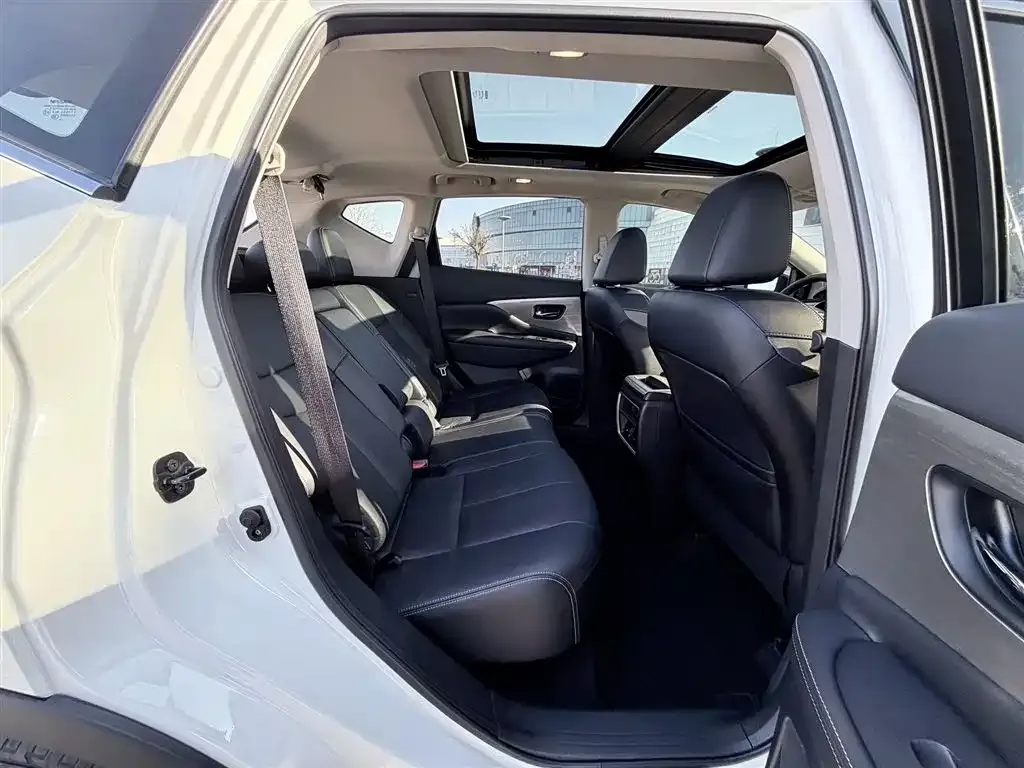 Nissan Murano 2021 из CN, фото 8