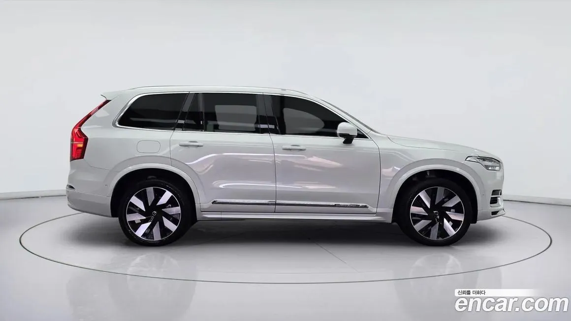 Volvo XC90 — фото 3