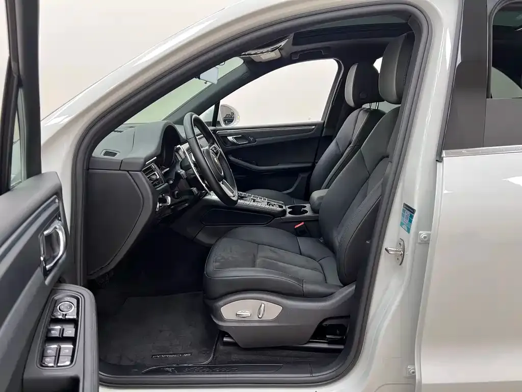 Porsche Macan 2021 из CN, фото 2