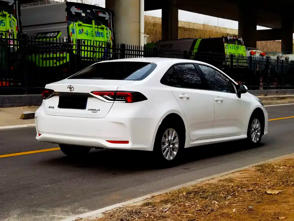 Toyota Corolla 2024 из CN, фото 5