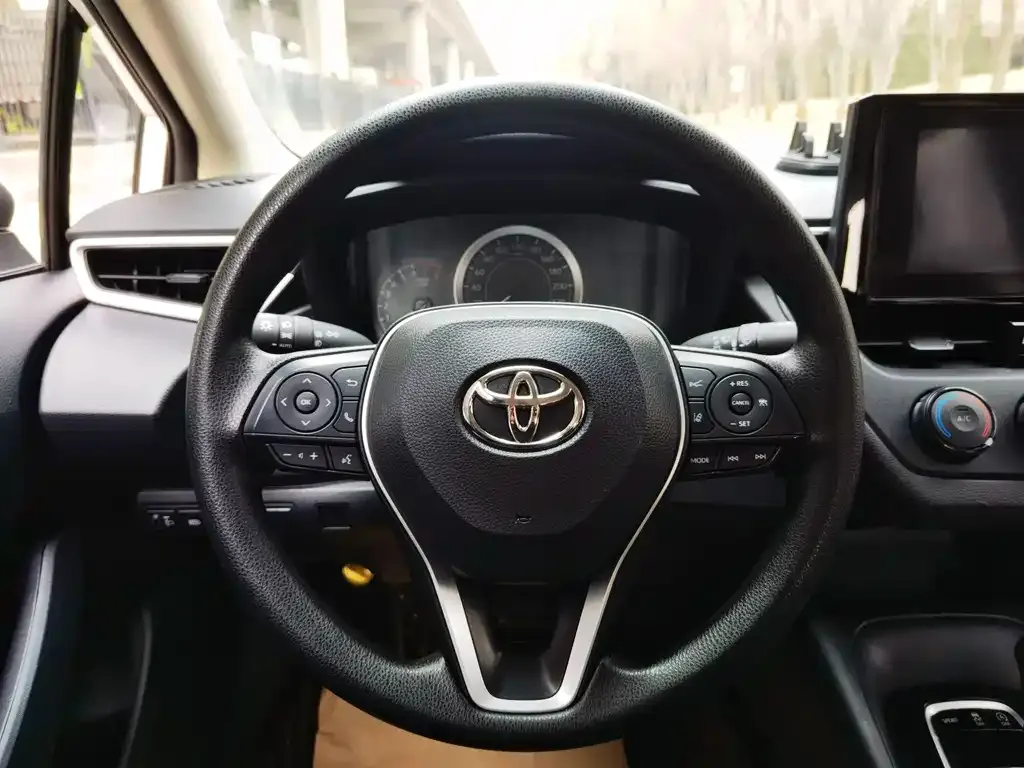 Toyota Corolla 2024 из CN, фото 7