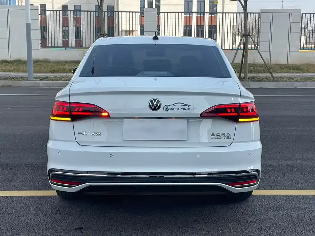 Volkswagen Bora — фото 8