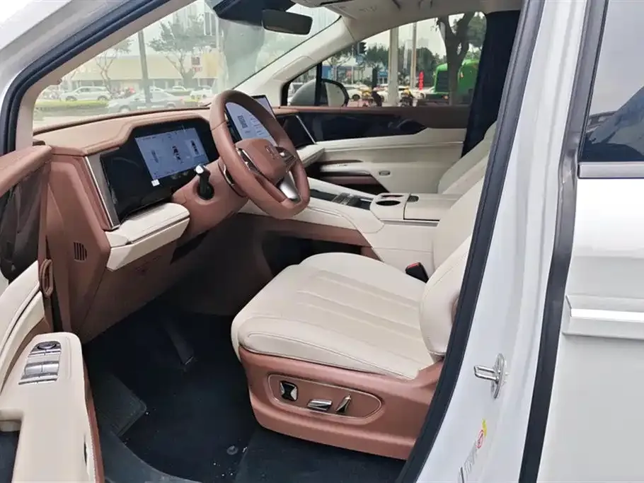 BYD Xia 2025 из CN, фото 10
