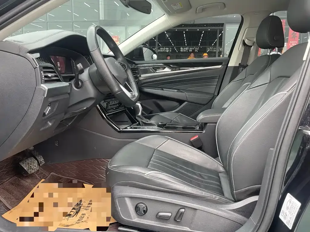 Volkswagen Passat 2023 из CN, фото 7