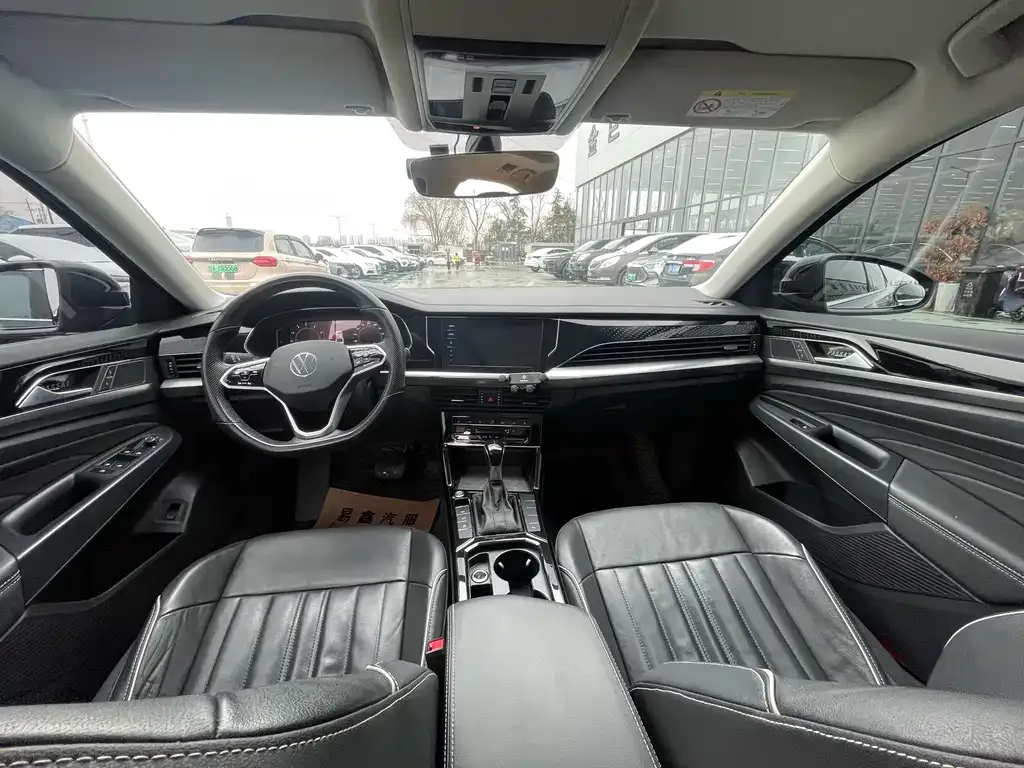 Volkswagen Passat 2023 из CN, фото 5