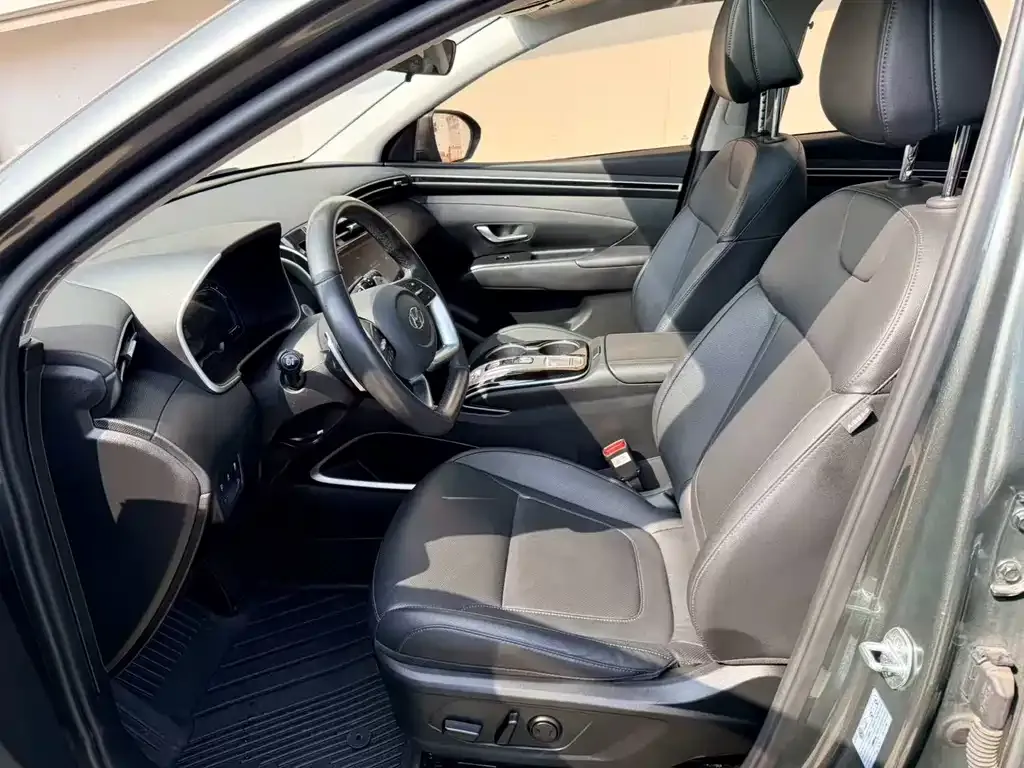 Hyundai Tucson 2023 из CN, фото 5